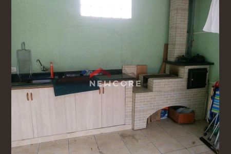 13_photo/94dce4b931.cb4a3f4e1d4d223a-ATLAS-a48ce47f-bc73-4646-8c85-30aac84f8eea.jpg de casa à venda com 3 quartos, 130m² em Lindoia, Curitiba