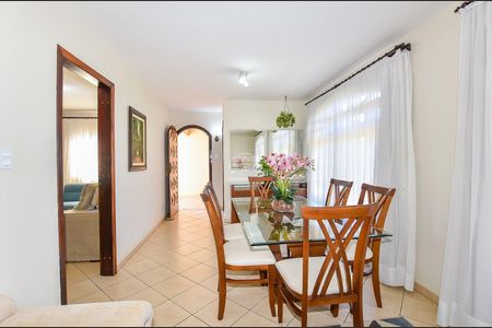 5_photo/94dce4b973.6721d330cc8d7611-ATLAS-f284ef78-543a-46e6-96de-9f408c8dea07.jpg de casa à venda com 3 quartos, 183m² em Lindoia, Curitiba