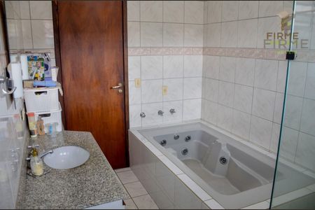 25_photo/94dce4b981.15907772e15a11a5-ATLAS-ae567d2b-356c-4630-8a81-8f570d09f844.jpg de casa à venda com 4 quartos, 229m² em Guaíra, Curitiba