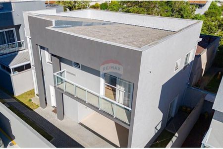 2_photo/94dce4b9f7.34730a09c7934e52-ATLAS-12213c19-e86f-467f-8ee0-e2ad13cdf7bd.jpg de casa à venda com 3 quartos, 177m² em Fanny, Curitiba