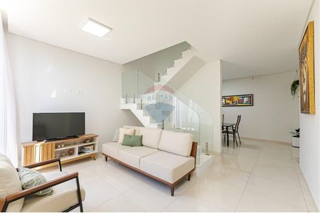 8_photo/94dce4b9f7.34730a09c7934e52-ATLAS-2972d9d4-922a-4e4a-997d-c94c85f382db.jpg de casa à venda com 3 quartos, 177m² em Fanny, Curitiba