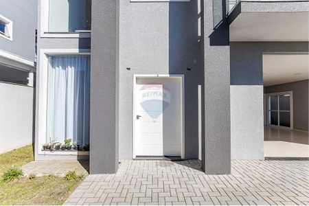 3_photo/94dce4b9f7.34730a09c7934e52-ATLAS-2a8e037c-5bbe-44f9-86a7-eff7a4d1c77a.jpg de casa à venda com 3 quartos, 177m² em Fanny, Curitiba