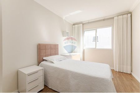 5_photo/94dce4b9f7.34730a09c7934e52-ATLAS-39a776b7-7e05-41f2-bcf5-e851ea3c2aa4.jpg de casa à venda com 3 quartos, 177m² em Fanny, Curitiba