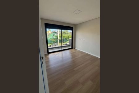 23_photo/94dce4ba27.2f15d505e37c7ac5-ATLAS-2e12fce3-4201-4d3f-983a-a5dd0eb0d714.jpg de casa à venda com 3 quartos, 135m² em Lindoia, Curitiba