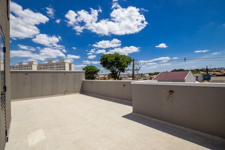 4_photo/94dce4ba93.d1833219ee018701-ATLAS-02fe4fa5-0859-49b0-bf49-e79c4fc8e72d.jpg de casa à venda com 3 quartos, 102m² em Lindoia, Curitiba