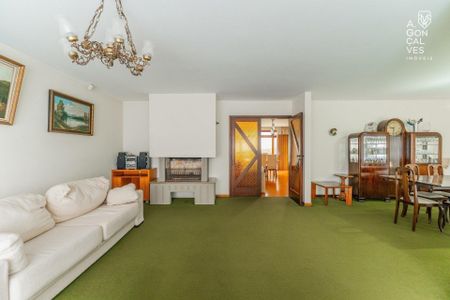 10_photo/94dce4bb39.fc71c6367f0f28fd-ATLAS-b79b0dbb-9bfb-4412-b234-364c8100ee6b.jpg de casa à venda com 5 quartos, 300m² em Lindoia, Curitiba