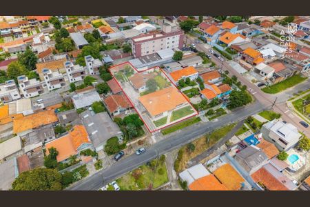 34_photo/94dce4bb39.fc71c6367f0f28fd-ATLAS-de53d923-4749-48b0-9992-39b648058457.jpg de casa à venda com 5 quartos, 300m² em Lindoia, Curitiba