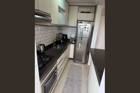 2_photo/94dce4bb4b.320d3f79ef1dd034-ATLAS-31a9f923-3cc9-4da7-954c-55f7d0056f5b.jpg de apartamento à venda com 2 quartos, 72m² em Lindoia, Curitiba