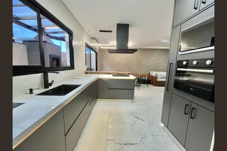 9_photo/94dce4bbef.f9380c9edbc4d96c-ATLAS-016fa009-0308-4fd0-a373-cfc710bcbcc9.jpg de casa à venda com 3 quartos, 157m² em Lindoia, Curitiba