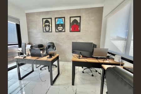 11_photo/94dce4bbef.f9380c9edbc4d96c-ATLAS-62444b21-e200-4398-a5cf-95902018f1f1.jpg de casa à venda com 3 quartos, 157m² em Lindoia, Curitiba