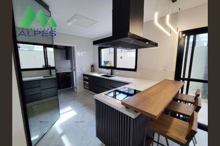 7_photo/94dce4bbef.f9380c9edbc4d96c-ATLAS-f98717b8-31f2-499b-bfb4-1006c4caddf4.jpg de casa à venda com 3 quartos, 158m² em Lindoia, Curitiba