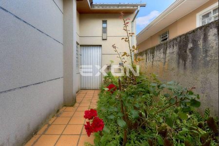 4_photo/94dce4bd87.7dc29441a77b793f-ATLAS-c8463179-9d22-4ce7-9c8f-0c5d5e3ebfba.jpg de casa à venda com 2 quartos, 80m² em Guaíra, Curitiba