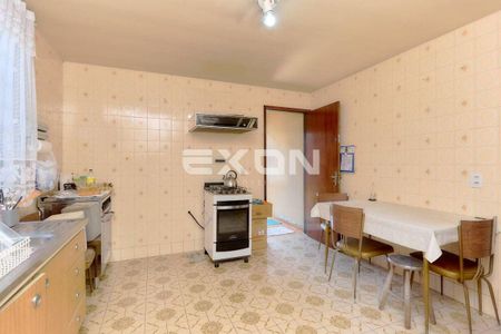 11_photo/94dce4bd87.7dc29441a77b793f-ATLAS-dff5ce94-182b-4d9e-b768-281cb6d2ede0.jpg de casa à venda com 2 quartos, 80m² em Guaíra, Curitiba