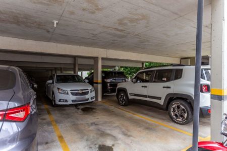 49_photo/94dce4be65.fbbcdab57038bd21-ATLAS-84004905-2a63-4bb6-b3f3-aefc5554a258.jpg de apartamento para alugar com 2 quartos, 136m² em Guaíra, Curitiba