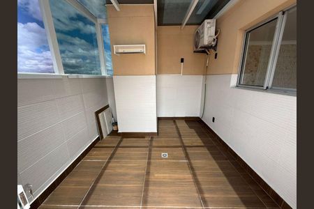 15_photo/94dce4be8d.1a1b7cff397dad89-ATLAS-55ef95d4-c43b-4a2f-8f6c-1ed733094cba.jpg de apartamento à venda com 3 quartos, 137m² em Guaíra, Curitiba