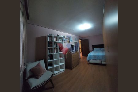 4_photo/94dce4bf7b.22a4b3358a186ae1-ATLAS-2e0bd2ba-1370-42be-8ce9-9728b9d25adb.jpg de casa à venda com 3 quartos, 210m² em Guaíra, Curitiba