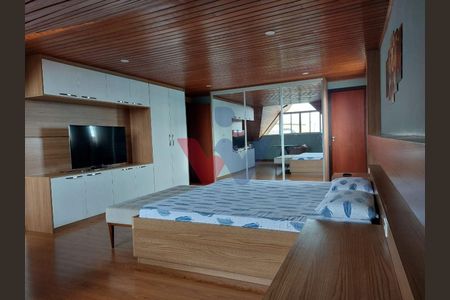 6_photo/94dce4bf7b.22a4b3358a186ae1-ATLAS-387fd909-2fdb-4fd9-bcb6-03efd521ef5b.jpg de casa à venda com 3 quartos, 210m² em Guaíra, Curitiba