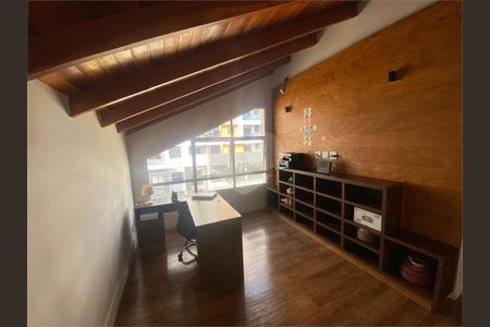 33_photo/94dce4c2dd.e5c1dbf3952ec410-ATLAS-cbf7771e-e664-434d-8e6d-1837e2f45c50.jpg de casa à venda com 3 quartos, 184m² em Parolin, Curitiba