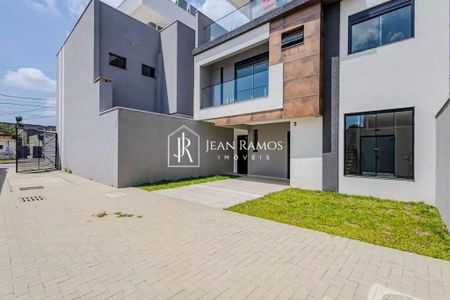 3_photo/94dce4c46b.ceff8192393c33de-ATLAS-2e77ef66-541b-446a-b9ef-d1d3d3db0d4c.jpg de casa à venda com 3 quartos, 138m² em Fanny, Curitiba