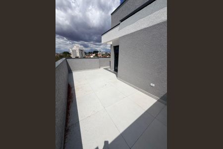 4_photo/94dce4c737.ceff8192393c33de-ATLAS-7264d324-7927-433b-b135-cfa46f91fc27.jpg de casa à venda com 3 quartos, 101m² em Lindoia, Curitiba