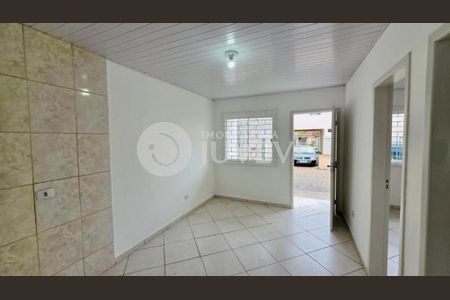 5_photo/94dce4c76b.57488550864bf2fd-ATLAS-ec4355e8-875a-46fa-8c69-94665e71a46c.jpg de casa para alugar com 2 quartos, 50m² em Fanny, Curitiba