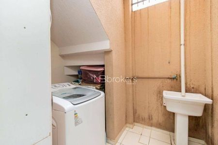 12_photo/94dce4c789.014d739fb69e46b1-ATLAS-5dfdf5e1-8bbf-4565-9146-d327fdd1c7cf.jpg de casa à venda com 4 quartos, 140m² em Fanny, Curitiba