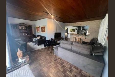 3_photo/94dce4c9ef.2f15d505e37c7ac5-ATLAS-701a7da6-d5d9-49b7-9f39-1302b54ec663.jpg de casa à venda com 4 quartos, 175m² em Hauer, Curitiba