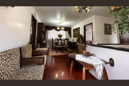 35_photo/94dce4cb5f.8112f57c7da29d24-ATLAS-66017466-3f8d-4a16-8db7-a0aafa123034.jpg de casa à venda com 3 quartos, 313m² em Hauer, Curitiba