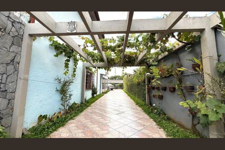 5_photo/94dce4cb5f.8112f57c7da29d24-ATLAS-9c5fe036-57d8-4d54-bb65-26cf3d0cef62.jpg de casa à venda com 3 quartos, 313m² em Hauer, Curitiba