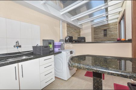 1_photo/94dce4cc51.f05eeedb71dbb593-ATLAS-7d38af48-32ab-4508-b4ae-4a2fc452975c.jpg de casa à venda com 3 quartos, 180m² em Hauer, Curitiba