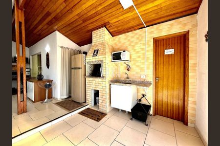 6_photo/94dce4ce07.591f4a49457a4313-ATLAS-2917ad1e-85e4-4cdd-b48a-67962e526dba.jpg de casa à venda com 0 quarto, 386m² em Hauer, Curitiba