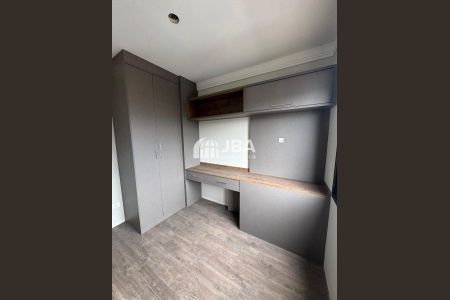 4_photo/94dce4cee5.906b7904890eef48-ATLAS-b038e2b1-2e45-445d-bb3e-1698c97fe6a4.jpg de apartamento à venda com 3 quartos, 75m² em Hauer, Curitiba