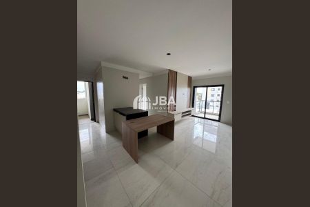 2_photo/94dce4cef1.906b7904890eef48-ATLAS-8bc9db3b-5f4b-415f-bc41-aed645cfe3e9.jpg de apartamento à venda com 3 quartos, 75m² em Hauer, Curitiba
