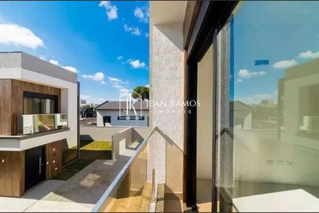 7_photo/94dce4cf53.3714cccd63f8fe2d-ATLAS-125c2b24-b61e-4b3c-ac0f-fbaaf4b82837.jpg de casa à venda com 3 quartos, 97m² em Hauer, Curitiba