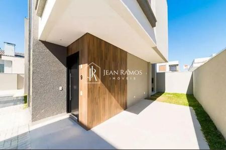 10_photo/94dce4cf53.3714cccd63f8fe2d-ATLAS-bd91c3a6-f7b9-4b70-bd48-29c8fff50430.jpg de casa à venda com 3 quartos, 97m² em Hauer, Curitiba