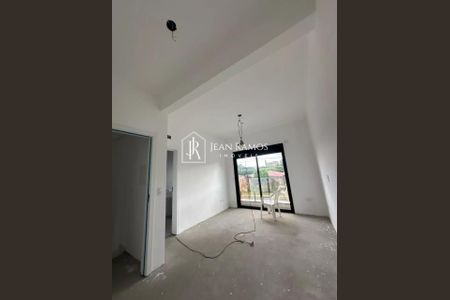 18_photo/94dce4cf53.59abdc00308a7dc6-ATLAS-baa64566-70e3-41ea-99f2-32181c0efeb2.jpg de casa à venda com 3 quartos, 97m² em Hauer, Curitiba