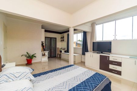 11_photo/94dce4d0df.14ee6d8f2ede21cf-ATLAS-8da22750-cfc5-4609-86f3-e849b4aab326.jpg de casa à venda com 3 quartos, 200m² em Hauer, Curitiba