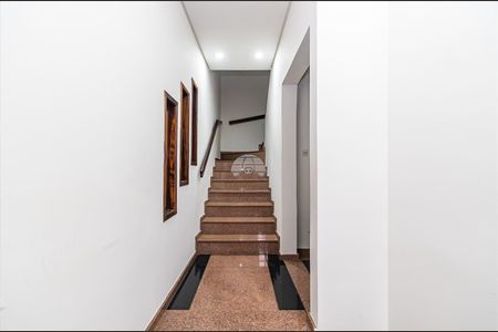 17_photo/94dce4d0df.fcd6e517dee17966-ATLAS-50533bf1-3f54-4841-8ce5-3c0d86e2c86e.jpg de casa à venda com 3 quartos, 200m² em Hauer, Curitiba