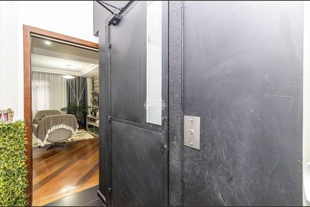 11_photo/94dce4d0df.fcd6e517dee17966-ATLAS-64280652-aff8-4f21-b4d7-6d35cdf69b9e.jpg de casa à venda com 3 quartos, 200m² em Hauer, Curitiba