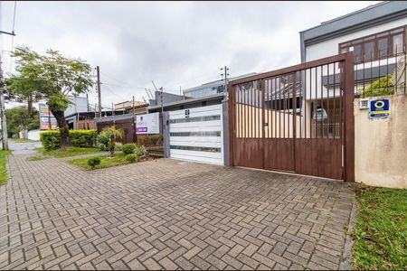 50_photo/94dce4d0df.fcd6e517dee17966-ATLAS-81fb1eff-d0ca-4a01-9786-cfa79ab8965f.jpg de casa à venda com 3 quartos, 200m² em Hauer, Curitiba