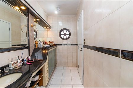 32_photo/94dce4d0df.fcd6e517dee17966-ATLAS-875303db-bc8c-488f-b5af-9ffdeafd11d8.jpg de casa à venda com 3 quartos, 200m² em Hauer, Curitiba