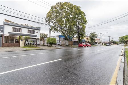 48_photo/94dce4d0df.fcd6e517dee17966-ATLAS-a35a2883-4747-4e39-88ec-7cdcb4347a2a.jpg de casa à venda com 3 quartos, 200m² em Hauer, Curitiba