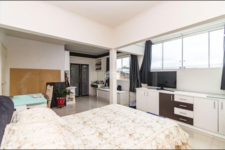 30_photo/94dce4d0df.fcd6e517dee17966-ATLAS-ad7c01d5-ac92-4332-9a26-bbf5ad7d33bd.jpg de casa à venda com 3 quartos, 200m² em Hauer, Curitiba