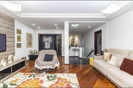 6_photo/94dce4d0df.fcd6e517dee17966-ATLAS-ccc258c2-ccb6-4eab-bf57-17763e38b345.jpg de casa à venda com 3 quartos, 200m² em Hauer, Curitiba