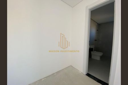 17_photo/94dce4d213.0aeeebdec6edfca9-ATLAS-f0a4a9a8-7bfb-4566-9e2e-f7f74796d48b.jpg de casa à venda com 3 quartos, 148m² em Hauer, Curitiba