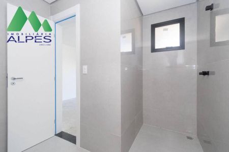 24_photo/94dce4d213.e7c2de303a3ee9aa-ATLAS-9d4e3f4f-4928-42fb-b377-d8e96dc60a3a.jpg de casa à venda com 3 quartos, 148m² em Hauer, Curitiba