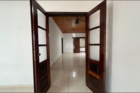 5_photo/94dce4d2cd.011feef357d76553-ATLAS-b14113ff-6d1d-4259-909f-ad6ff5d7ab3c.jpg de casa para alugar com 3 quartos, 150m² em Hauer, Curitiba