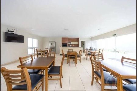 22_photo/94dce4d339.b06e211749a86717-ATLAS-79d3c7b1-5d18-4cfc-9527-1003cd55c4d3.jpg de apartamento para alugar com 2 quartos, 63m² em Hauer, Curitiba