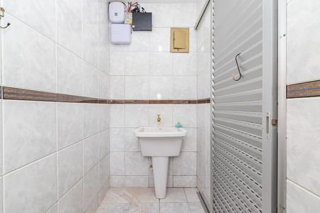 27_photo/94dce4d3b7.3fb6a6d23b4be51c-ATLAS-e035c9bf-2765-4d65-9a30-176897882c49.jpg de casa para alugar com 4 quartos, 235m² em Hauer, Curitiba