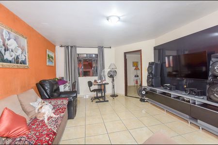 17_photo/94dce4d61b.54b8780a509023fd-ATLAS-1c13d6f0-091f-4dcc-b40a-f8ce86fa07fe.jpg de casa à venda com 3 quartos, 336m² em Hauer, Curitiba
